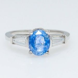 NATURAL BLUE SAPPHIRE DIAMOND PLATINUM RING